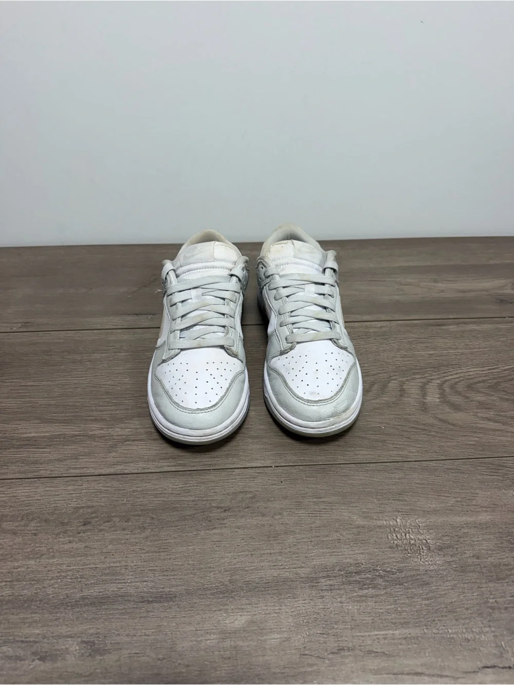 Used women Nike Dunk Low shoes size 7.5